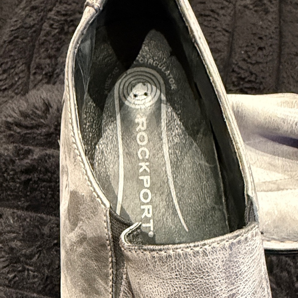 Rockport Men’s Silver Loafers